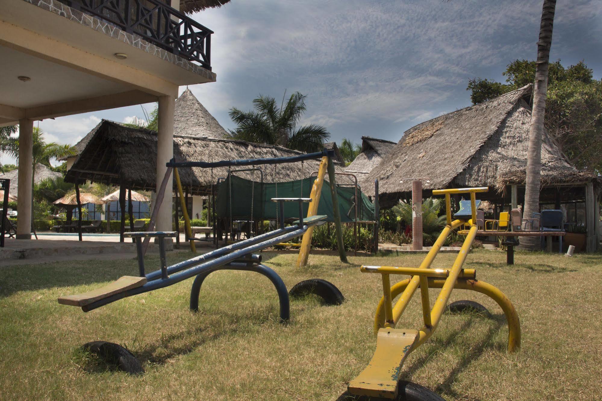 Millennium Sea Breeze Resort Bagamoyo Exteriér fotografie