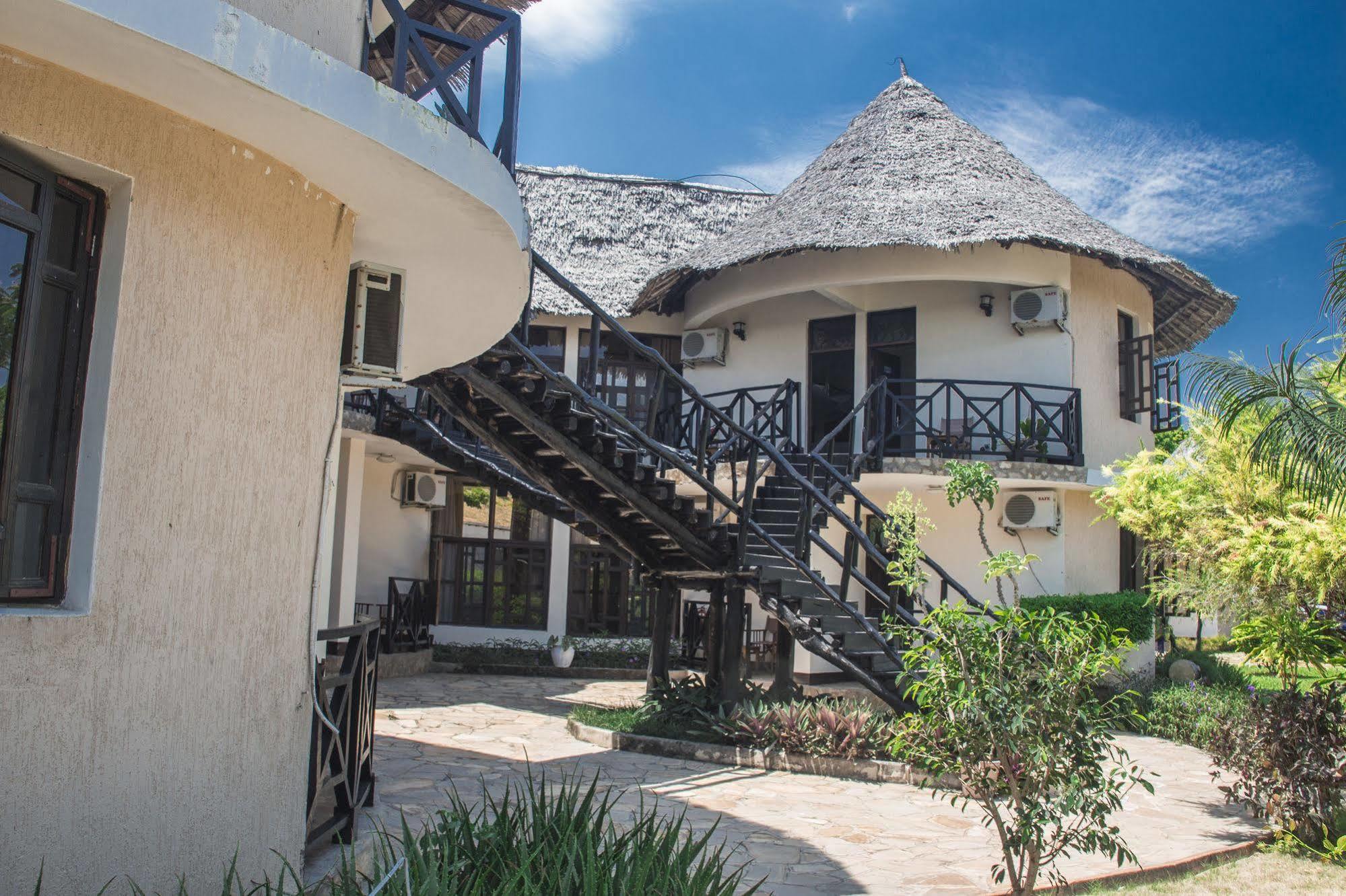 Millennium Sea Breeze Resort Bagamoyo Exteriér fotografie